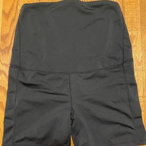 Senita Athletics Maternity shorts